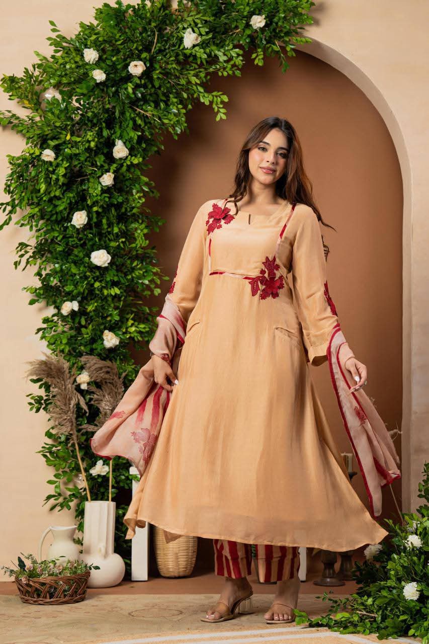 Premium mul silk kurta in digital print with linen striped  pants and organza dupatta (A937)