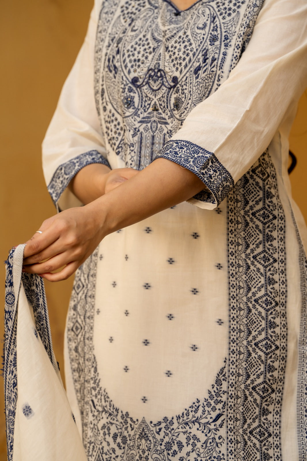 Jamdani fully weaved with mul lining three piece set (A1823)