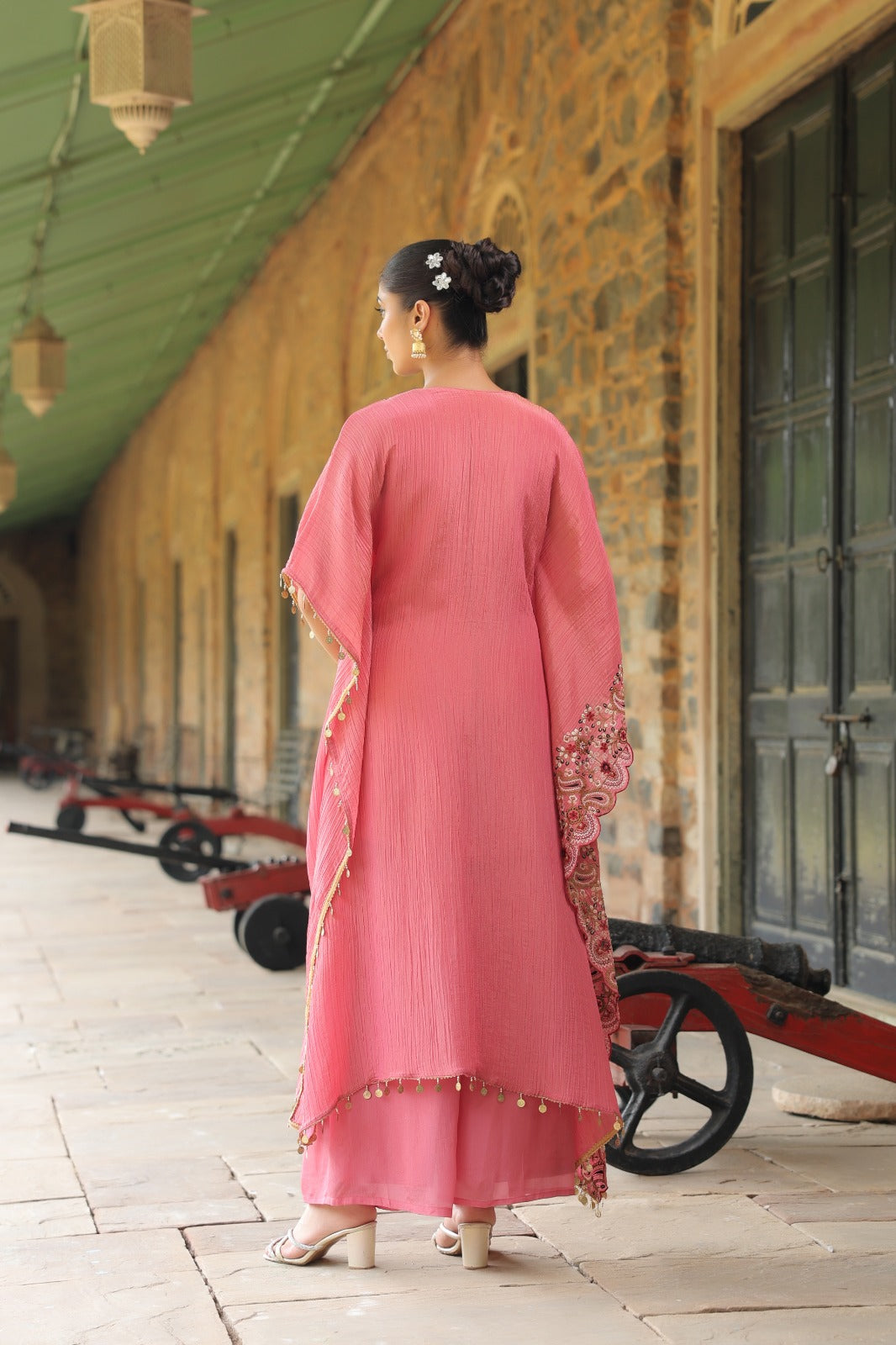 Blush pink pure curshed tissue with full parasi wark kaftan set (P917)