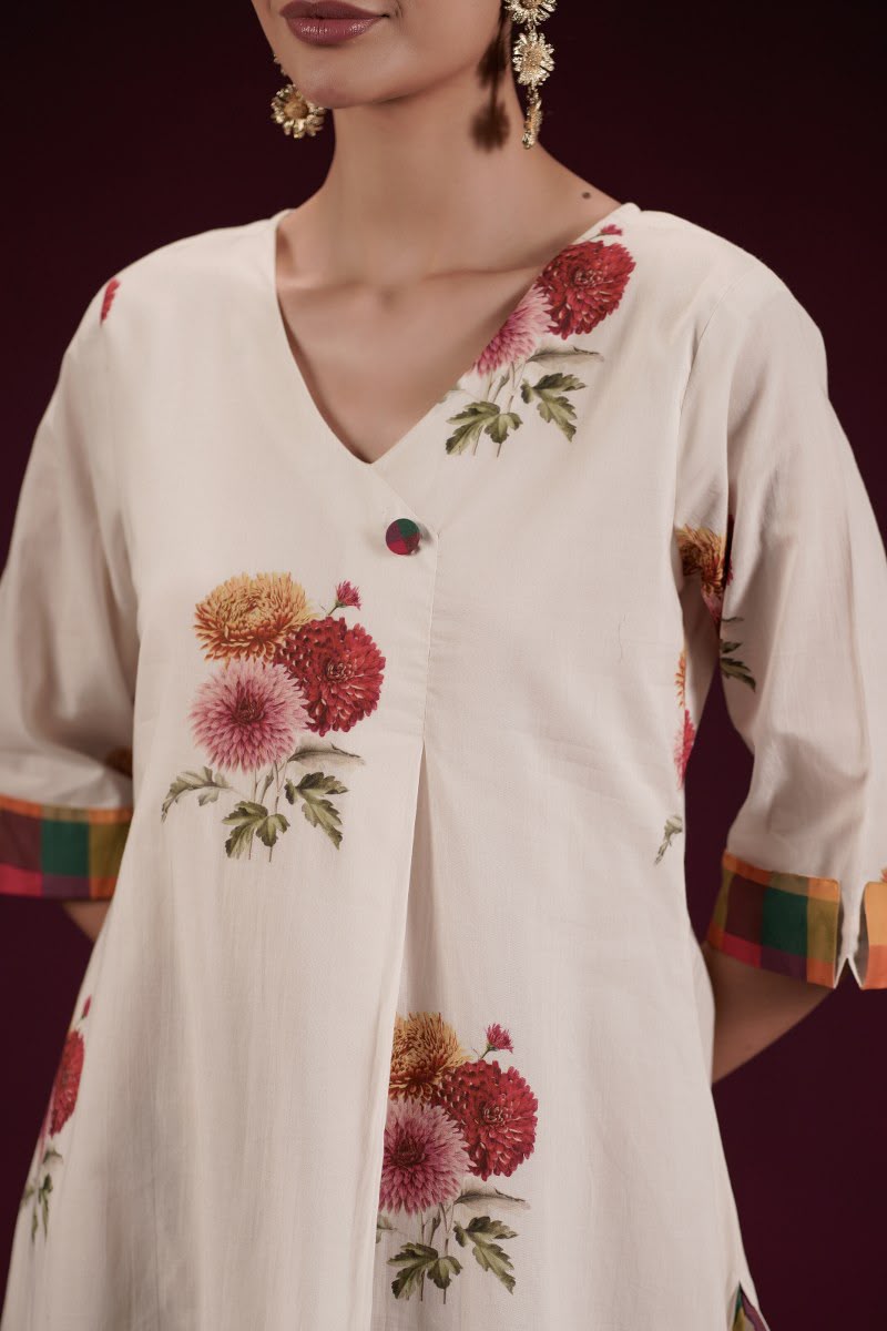 Mul cotton with lining mugal butta paired with designer farshi salwar smart two piece cordset (S130)