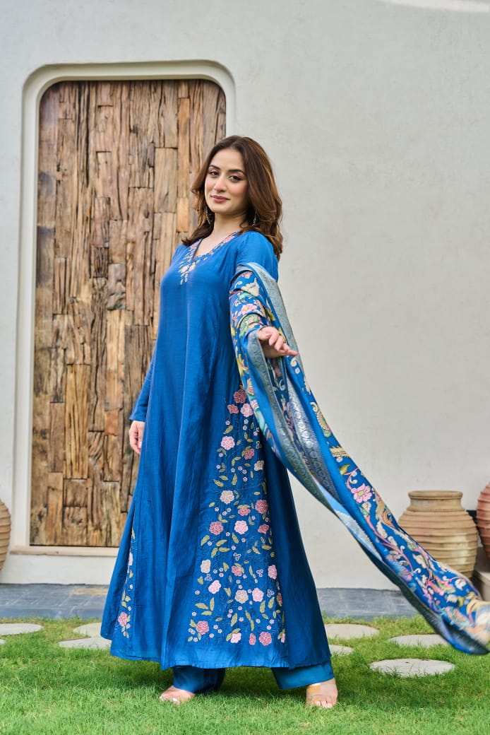 Royal blue mul chanderi fully thread work with kalamkari dupatta three piece set (A528)
