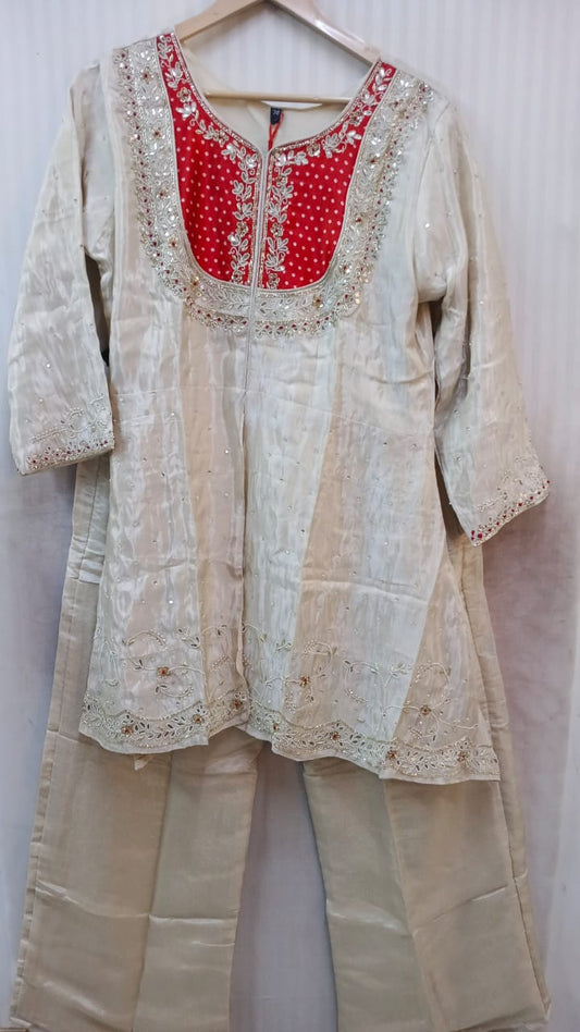 Pure tissue with hand work two piece cordset (A1266)