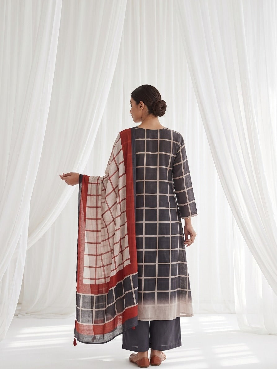 Russian silk beautiful three piece set (C395)
