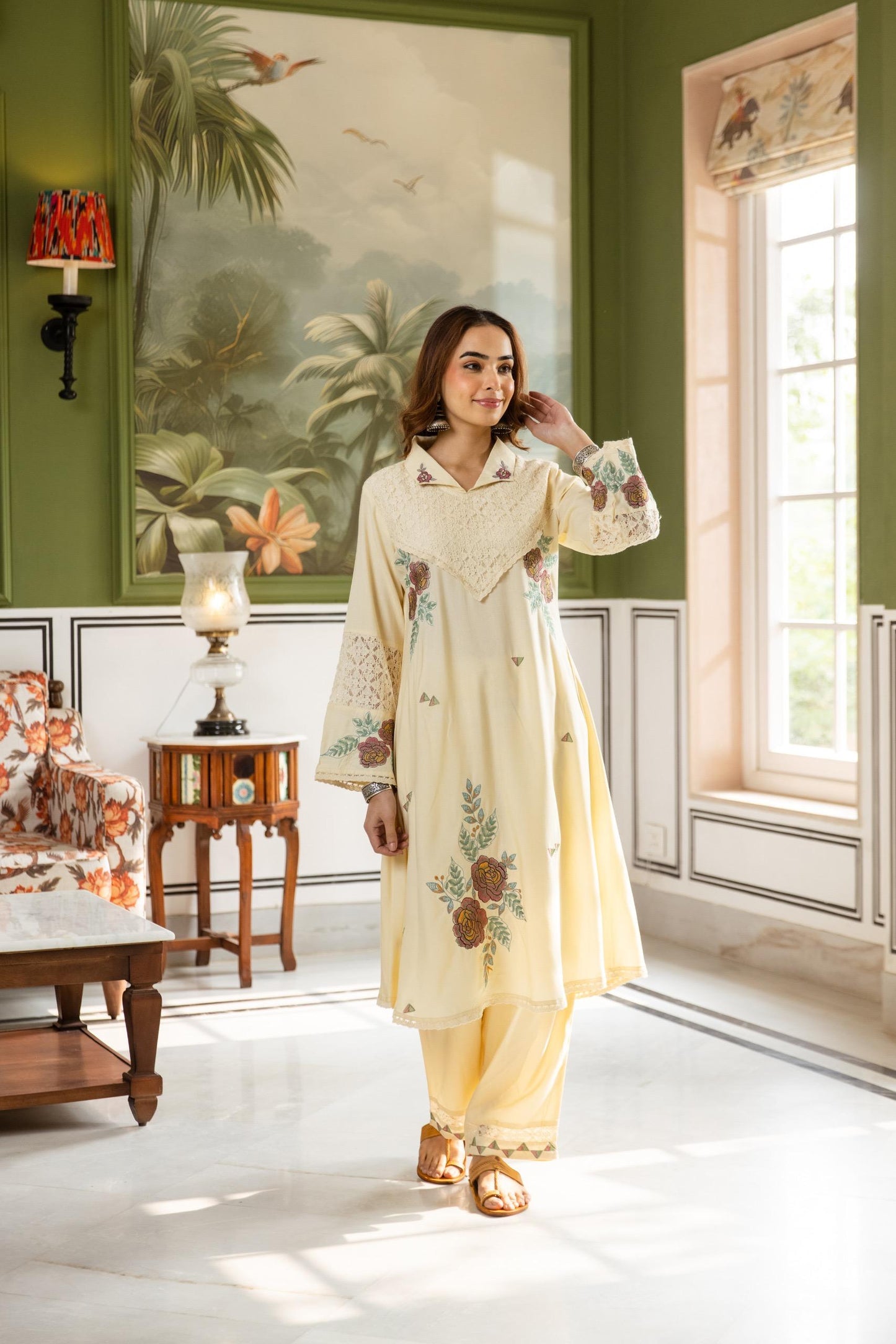 Off white pakistani pattern full thread work two piece cordset (B161)