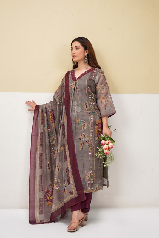 Cotton with mul lining an extremely beautiful three piece set (B1039)