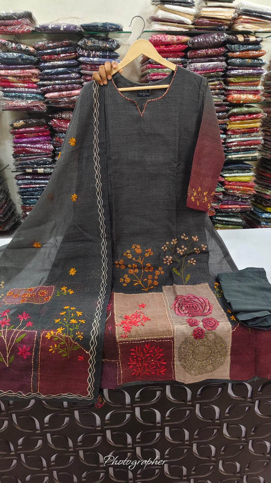 Soft chanderi A line pattern with full gitten work three piece (B980)
