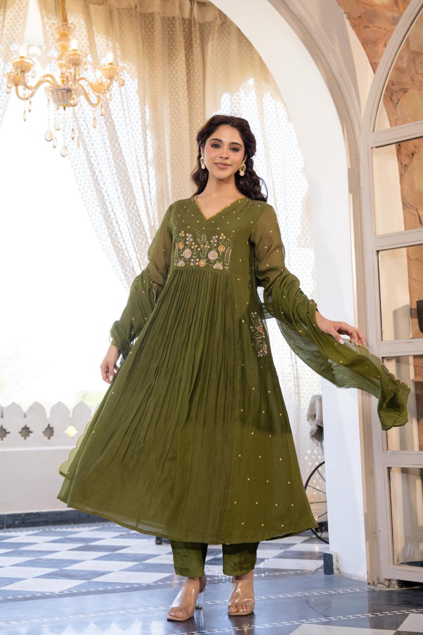 Green mul chanderi full hand work designer three piece set (P2133)
