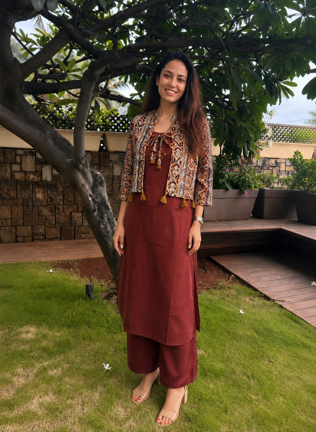 KALAMKARI SHRUG KURTA PALAZZO SET WITH MIRROR WORK ON KURTA WITH  PALAZOS (B719)