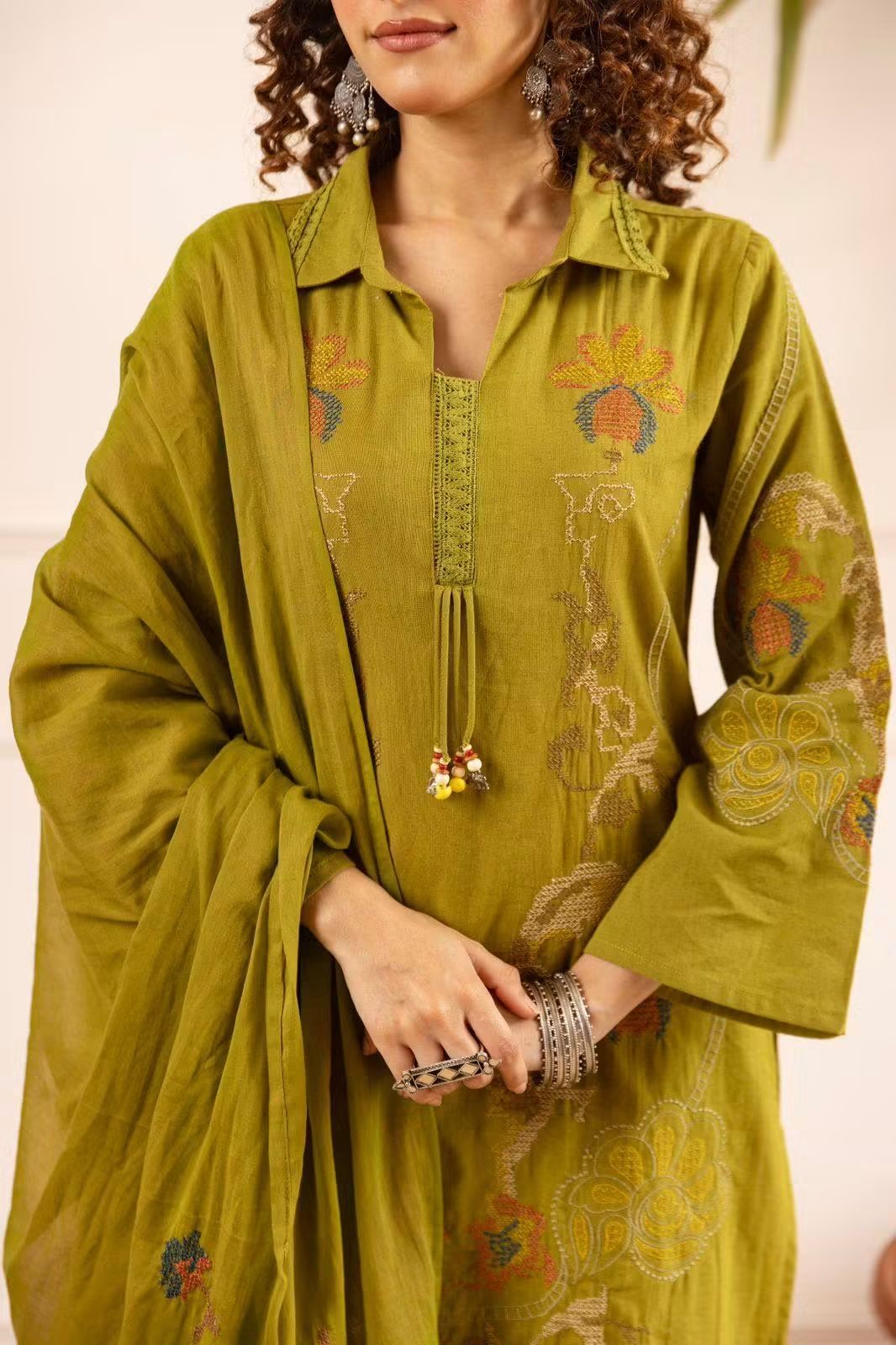 Pure cotton with thread embroidery three piece set (B1056)
