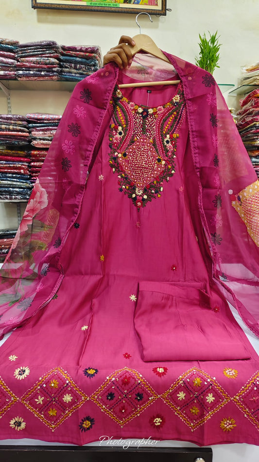 Onion pink pure Muslin fully thread work three piece set (A1074)