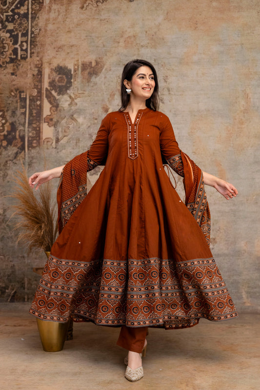 Pure cotton flared anarkali three piece set (B670)