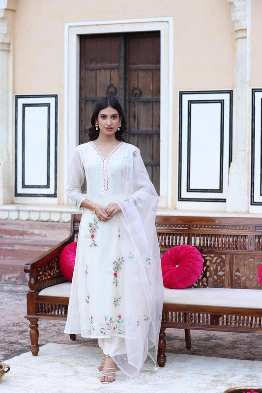 White chanderi with full thread work three piece set (P1581)