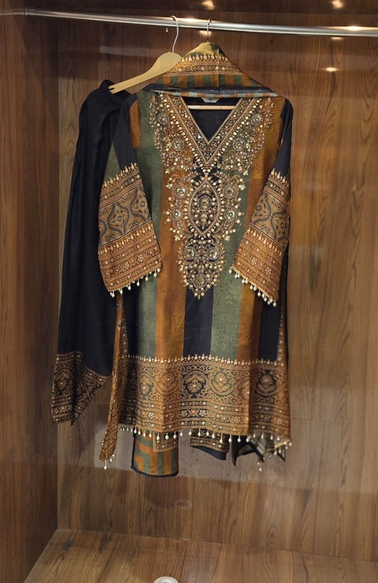 Russian silk with lining smart farshi salwar three piece set (S359)