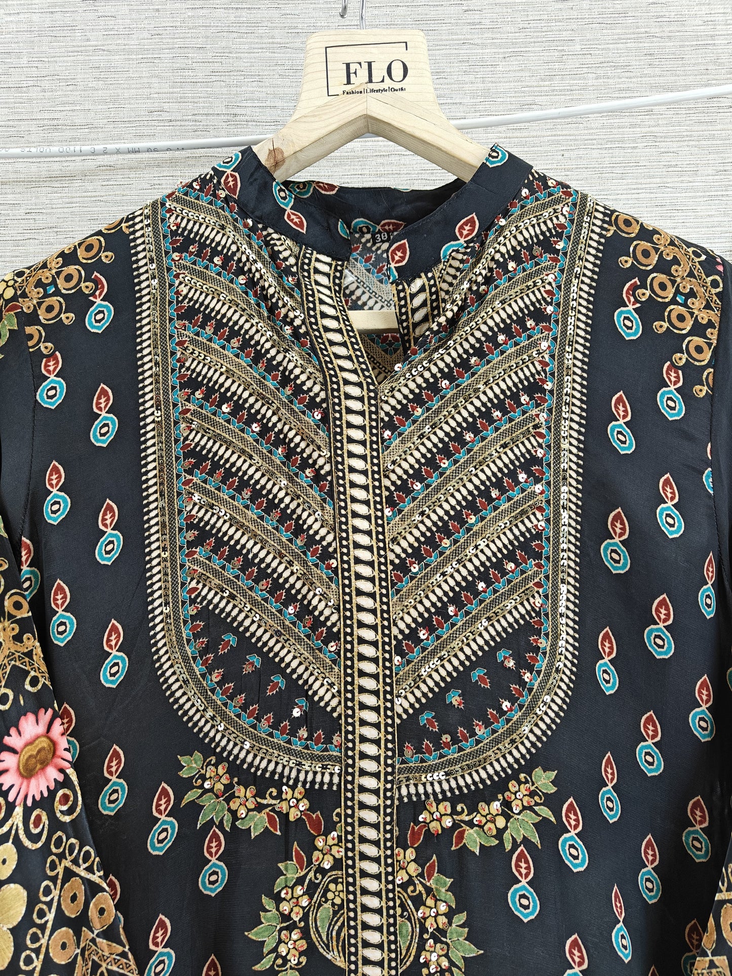 Natural crape smart two piece (C286)