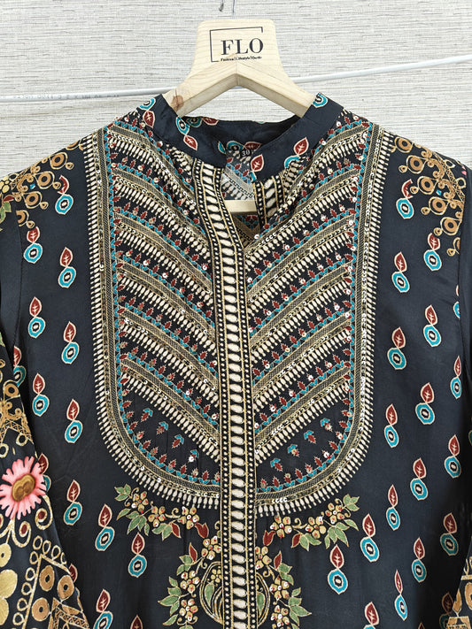 Natural crape smart two piece (C286)