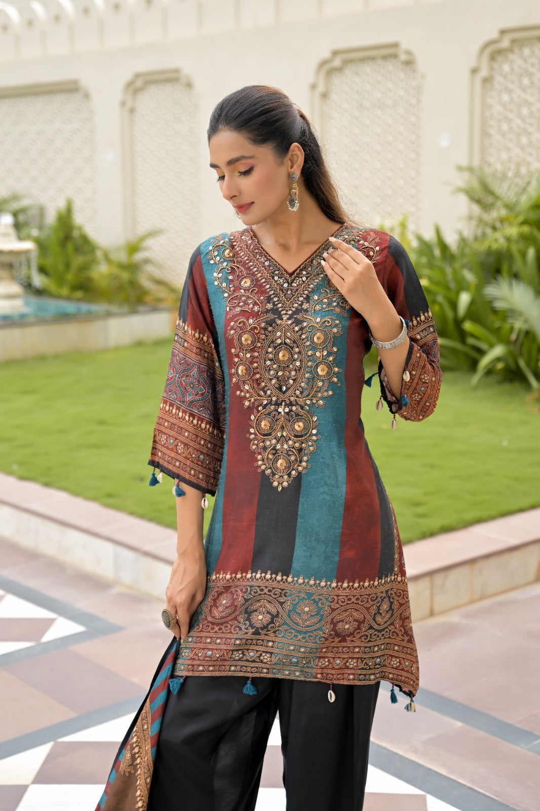 Russian silk with hand work and paired with farshi salwar three piece set (C468)
