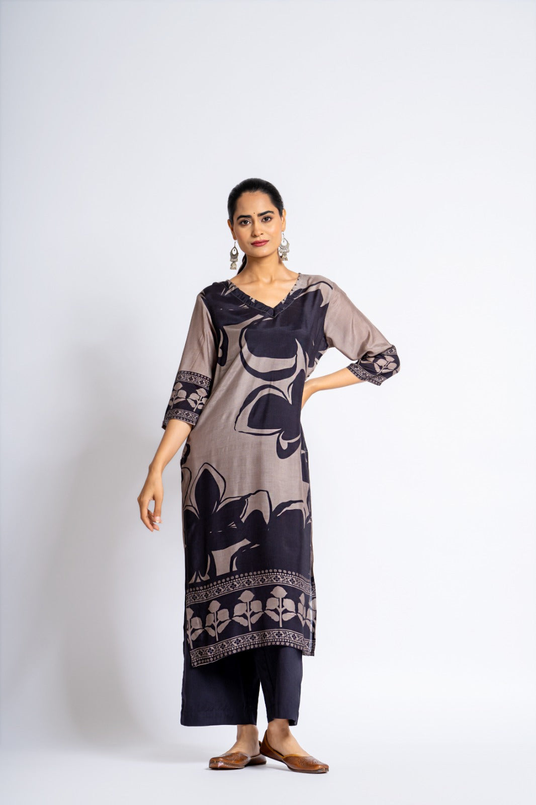 Black with grey pure mul silk two piece set (A213)