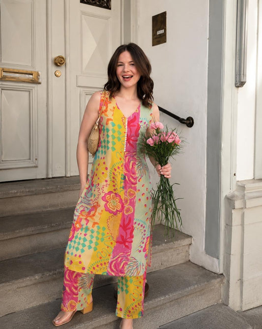 Cotton smart two piece cordset with additional half sleeves (C149)