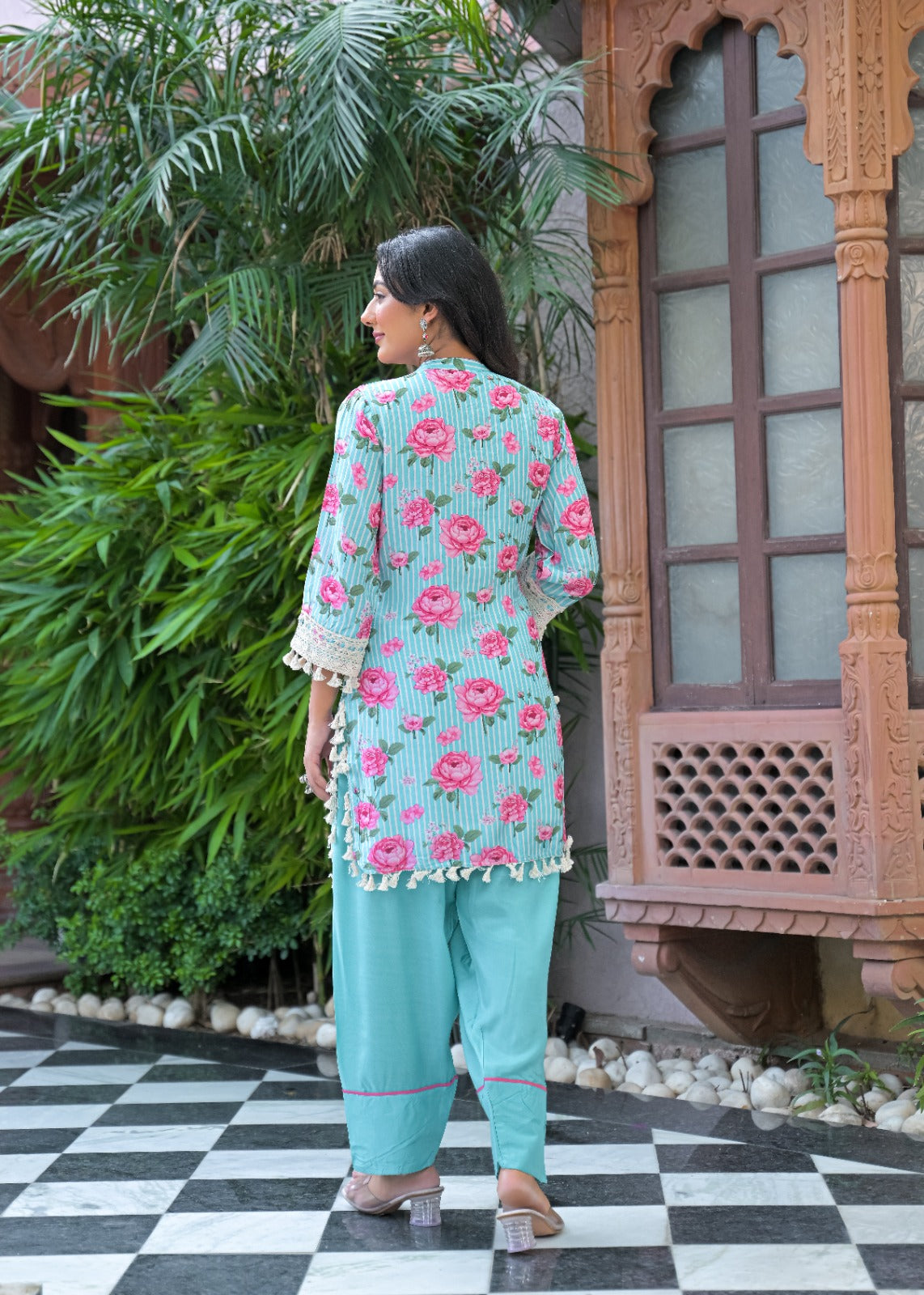 Pure muslin with lining and farshi salwar with dupatta very beautiful three piece set (C202)