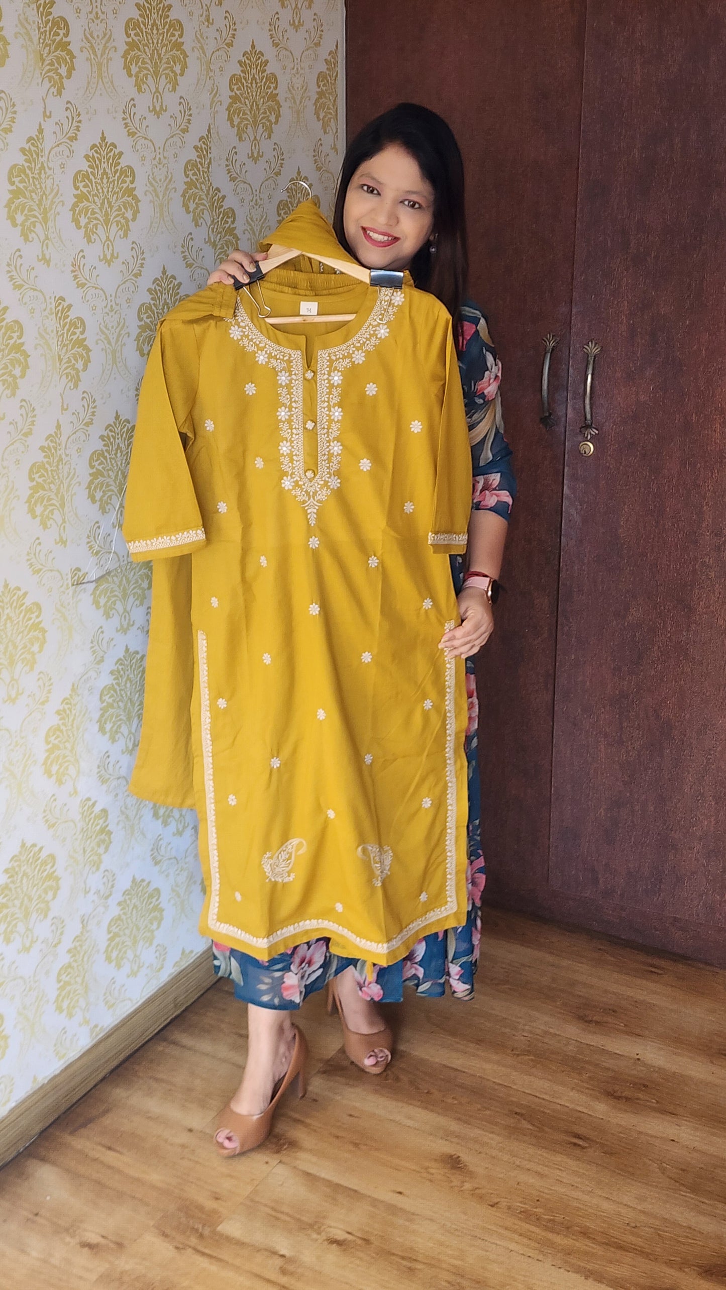 Mustred cotton with lining full embroidery three piece set (P1352)