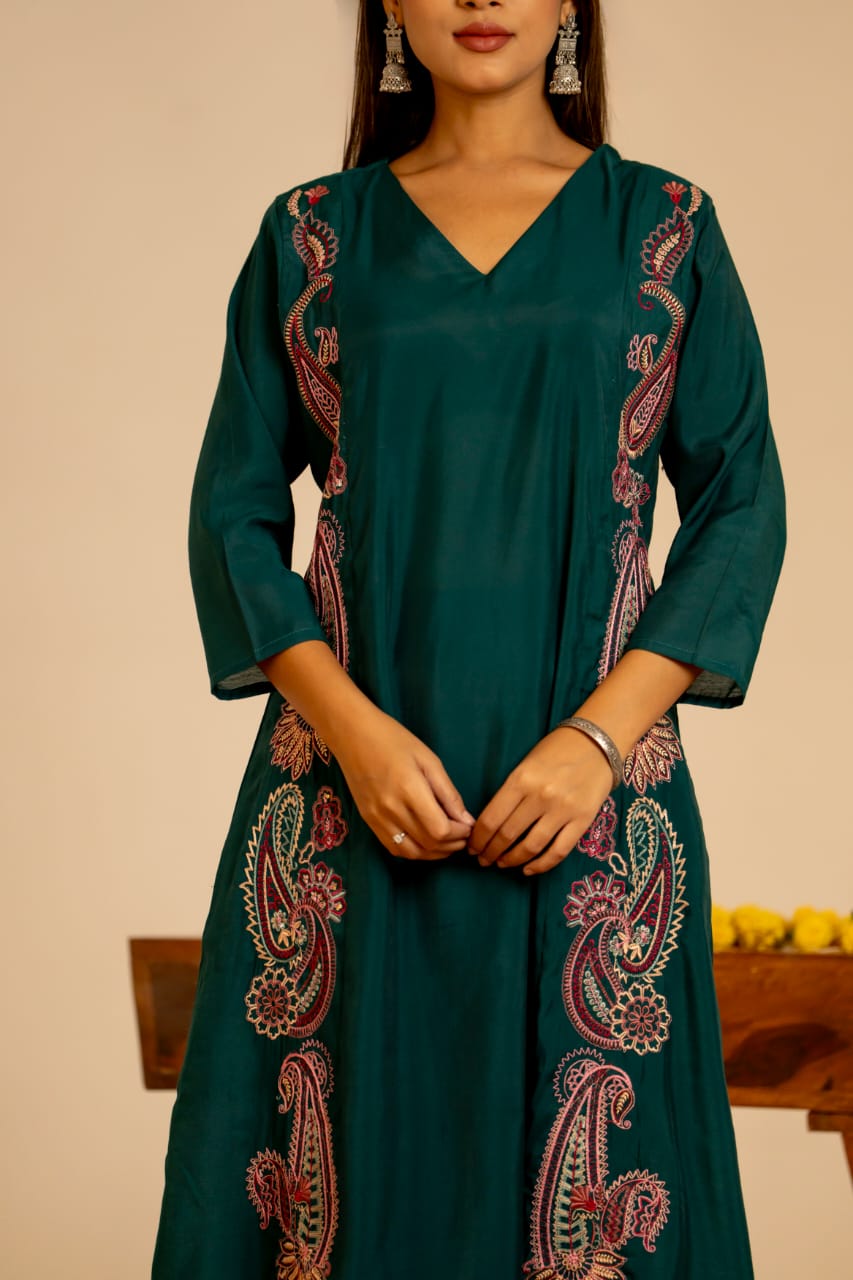 Peacock green pure Muslin fully embroidered three piece set (A1295)