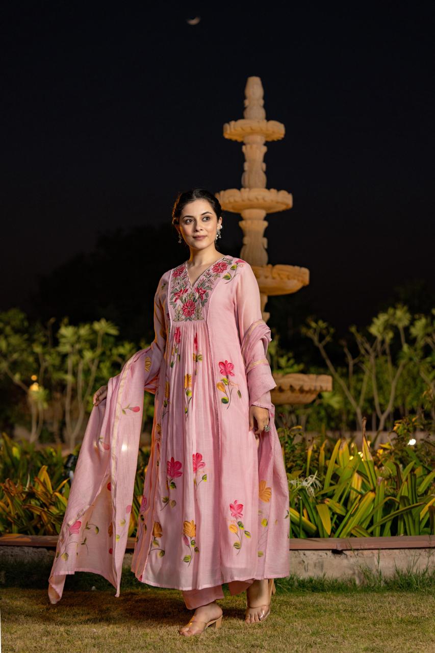 Pink pure mul chanderi with full thread embroidery on neck line designer three piece set (P1897)