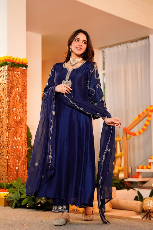 Santori silk with mul lining designer three piece set (A1134)