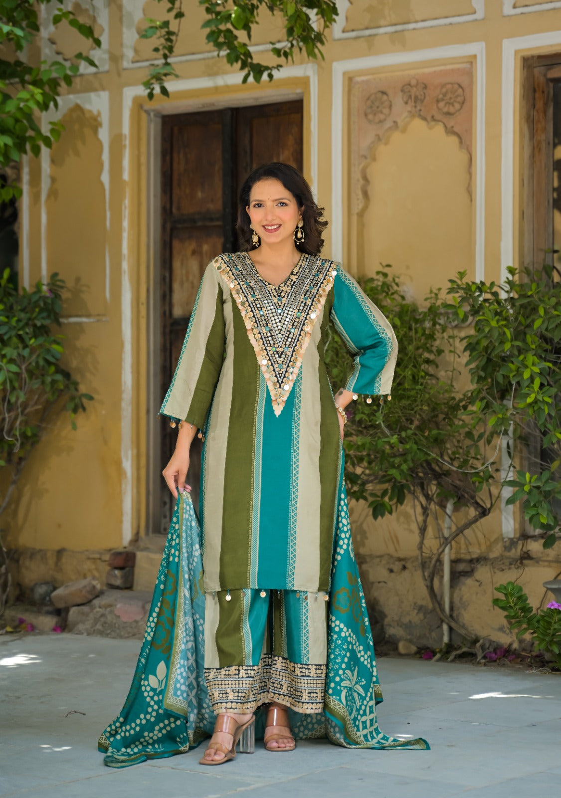 Natural crape smart three piece set (C447)