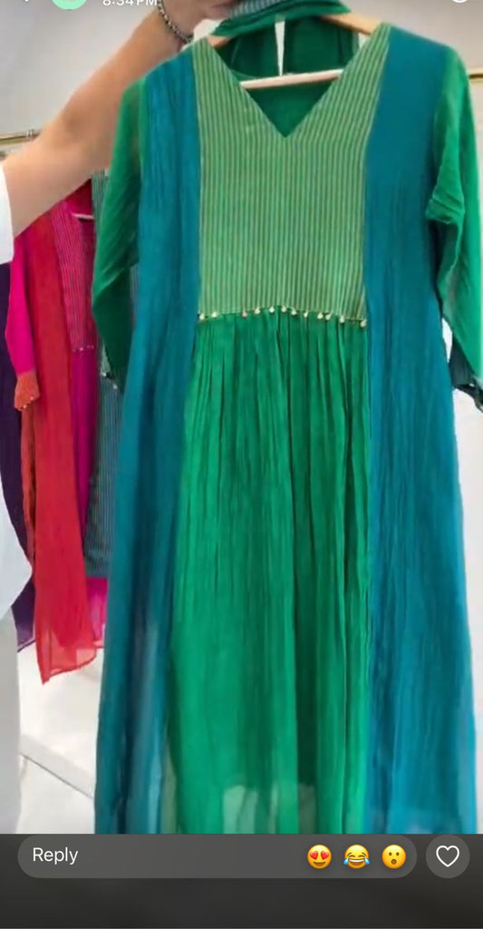 Pure mul chanderi with strips smart three piece set (S125)
