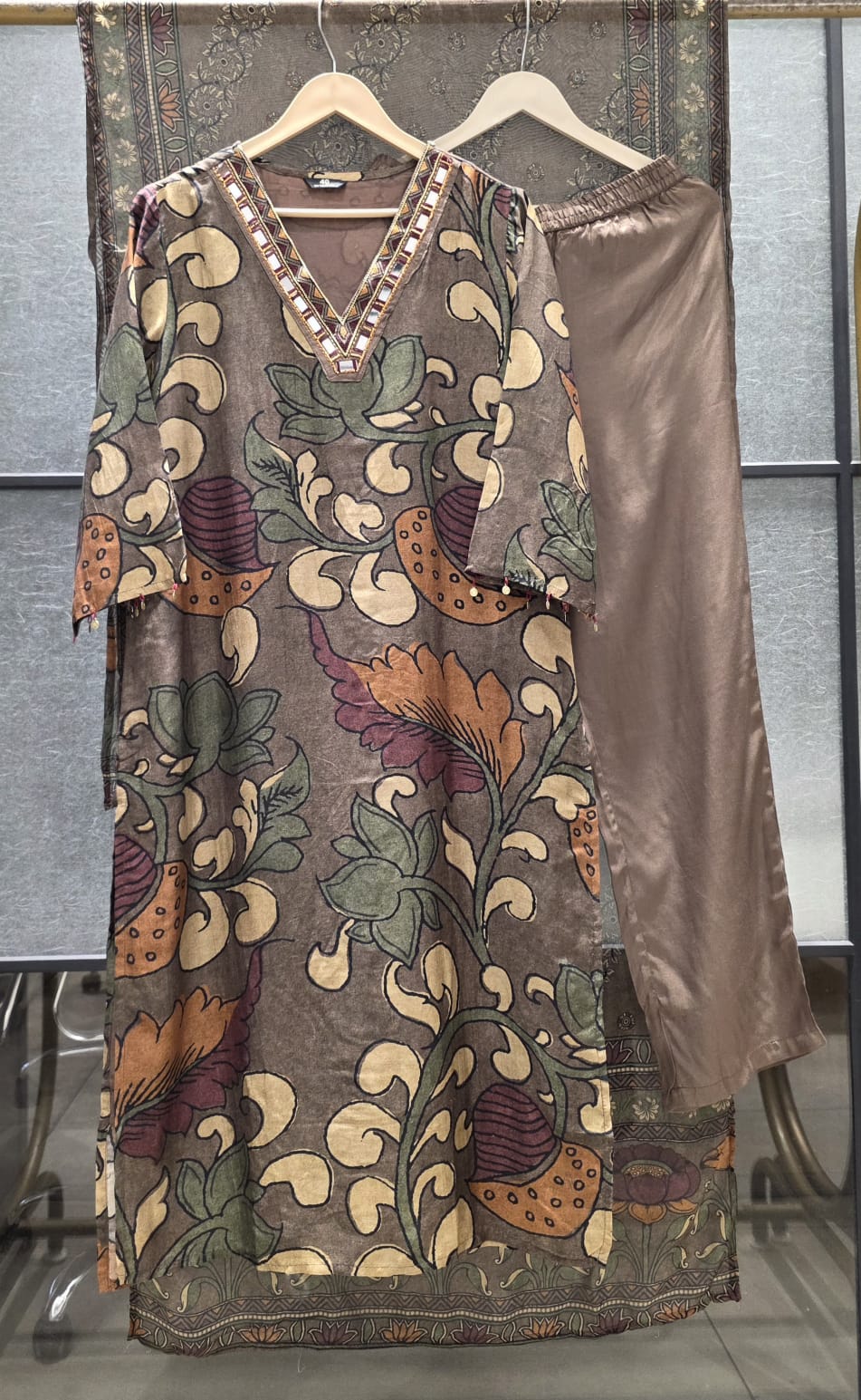Pure mul silk kalamkari with lining and chinnon dupatta three piece set (C201)