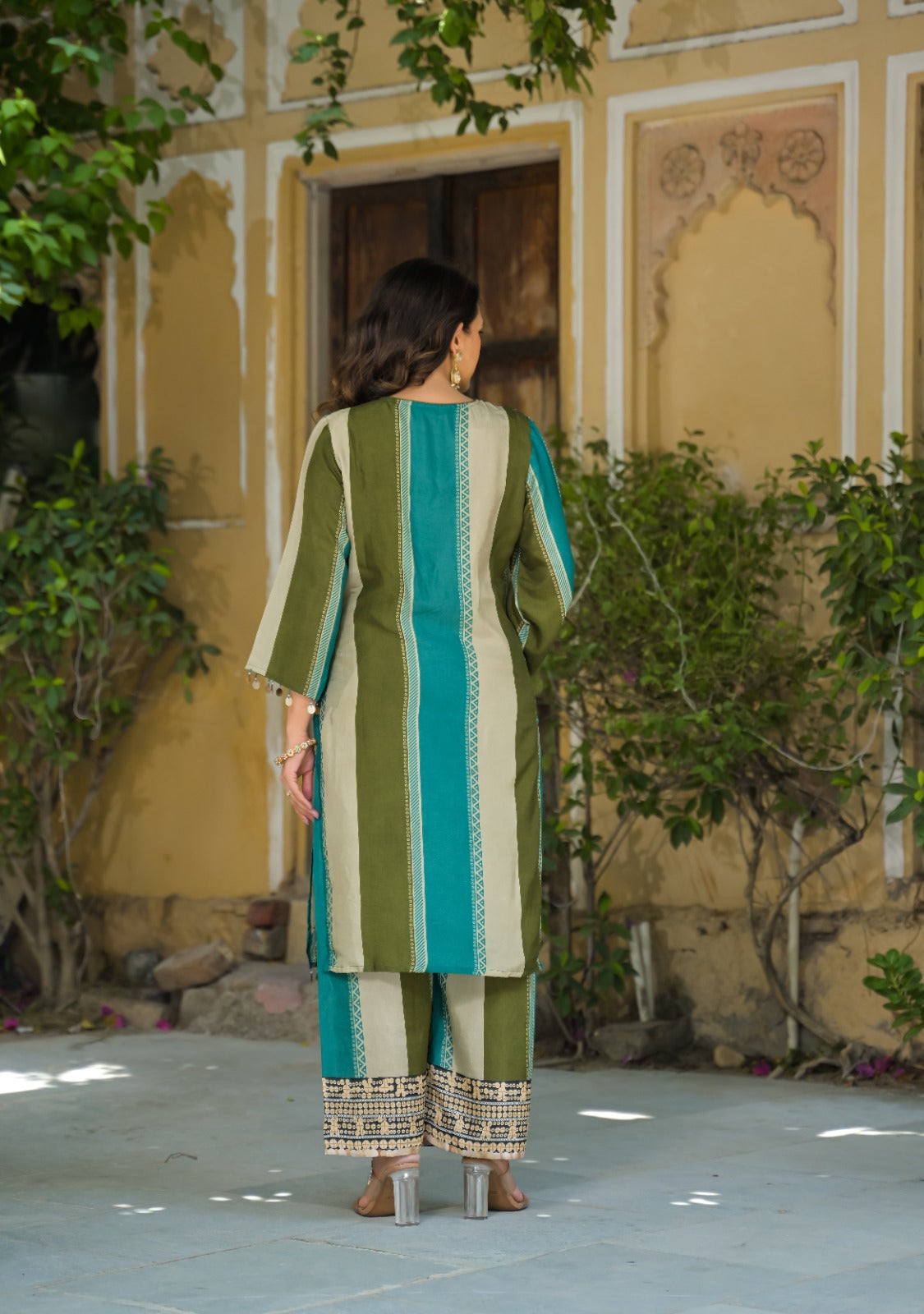 Natural crape smart three piece set (C447)