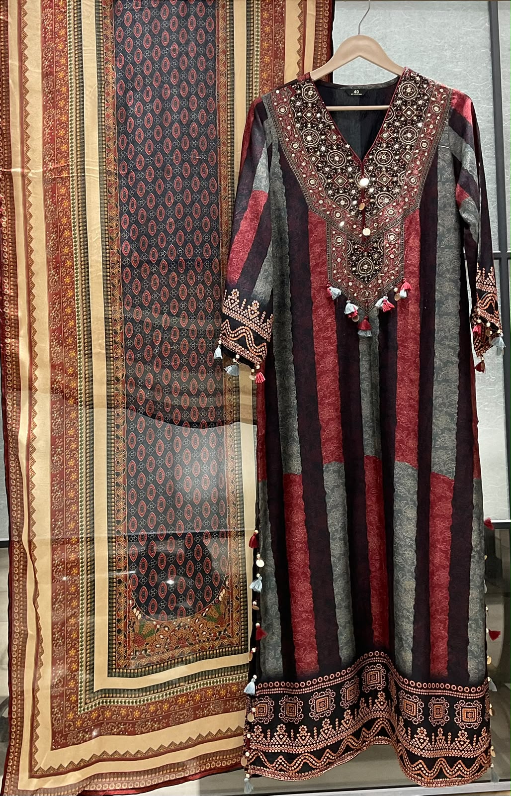 Pure crape with lining three piece set (C652)