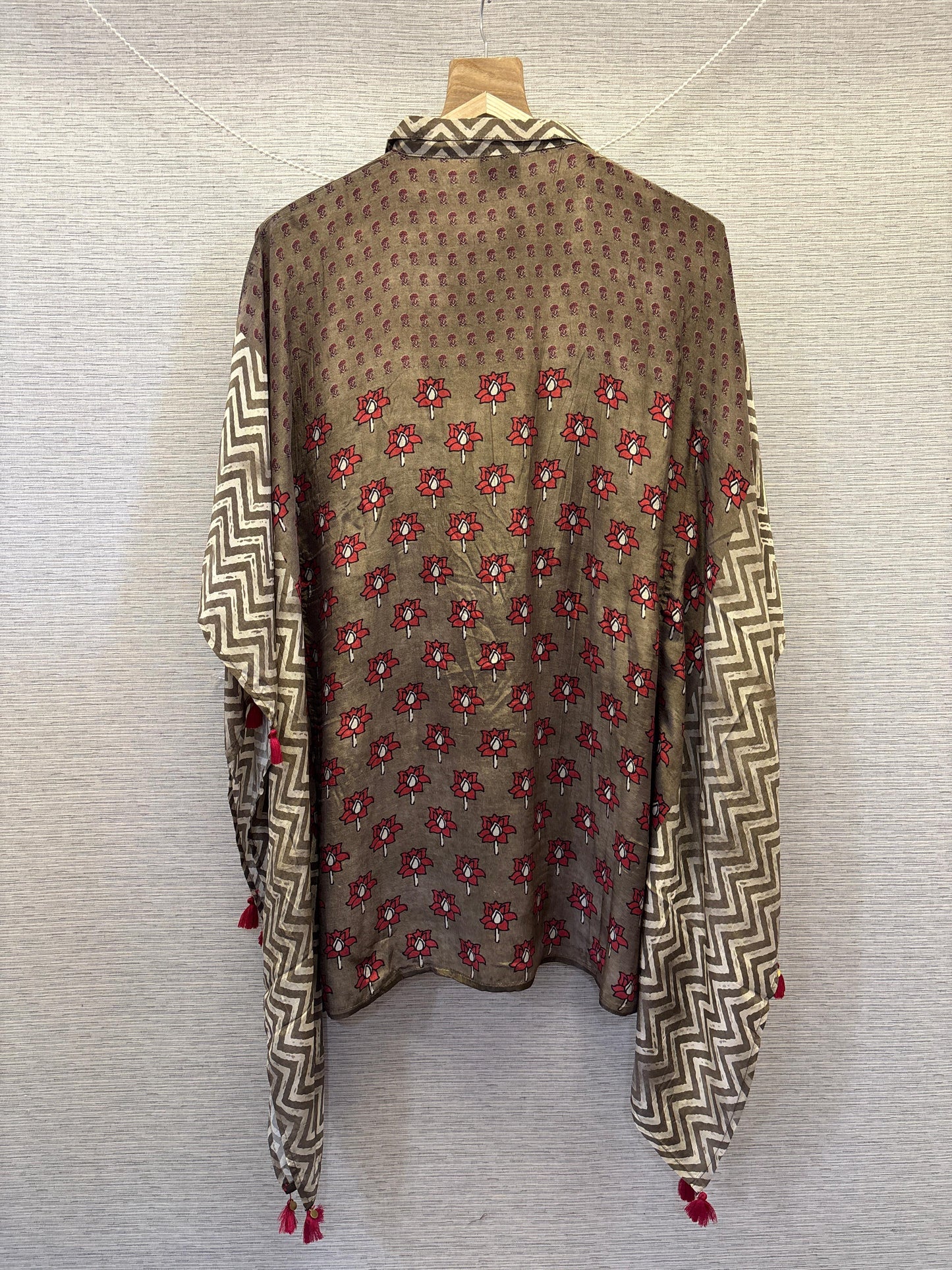 Pure muslin silk kaftan style top loose fit upto 46 size (S200)