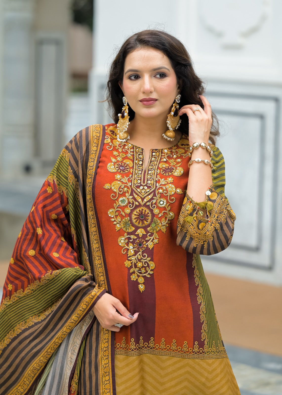 Pure dola silk with lining three piece set  (C629)
