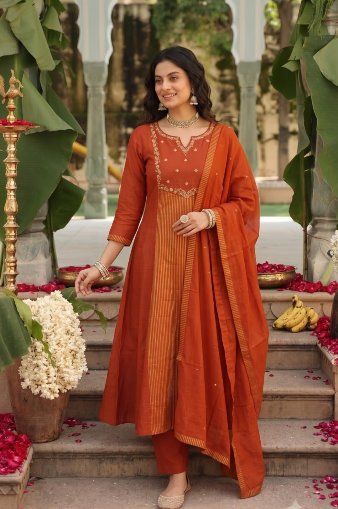 Pure banarasi mul chanderi A line with tissue weaved three piece set (C764)