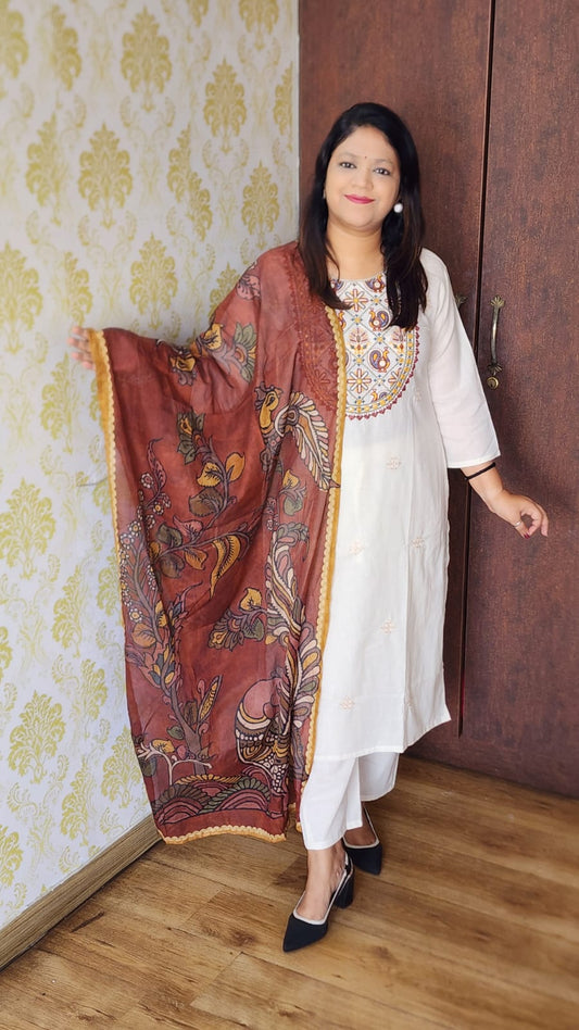 Off white with kalamkari dupatta three piece set (A129)