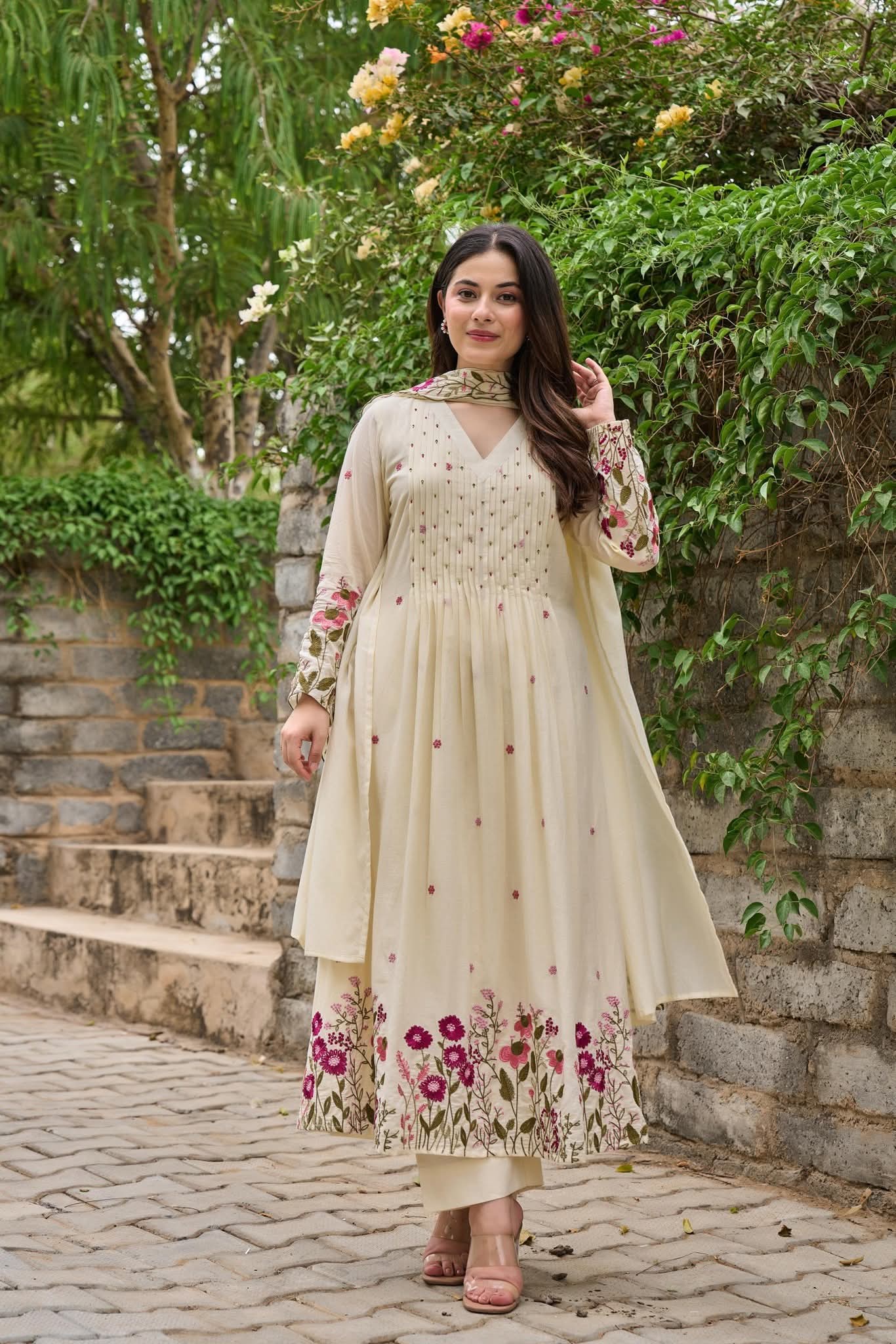 Off white pure cotton with full lining and full thread work three piece set (A317)