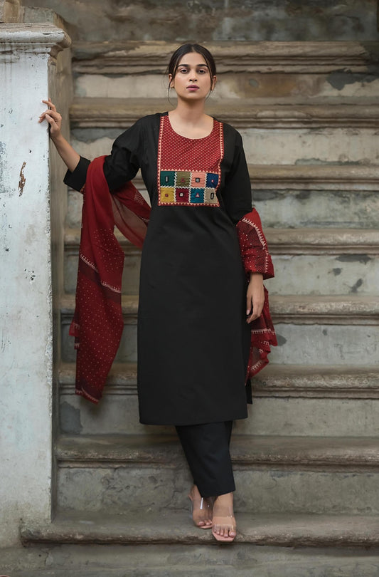 Black with mahroon pure cotton with original block dupatta three piece set (P2129)