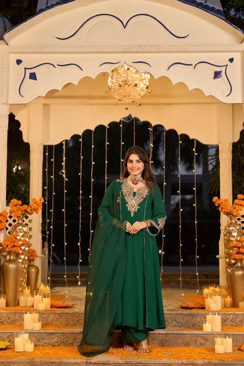 Pure chinnon A line pattern with lining designer three piece set (S439)
