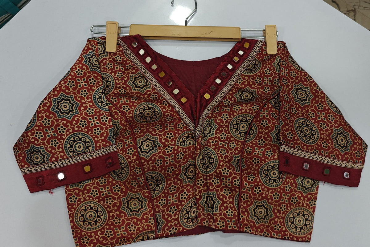 Mashroo silk with lining paded  (F102)