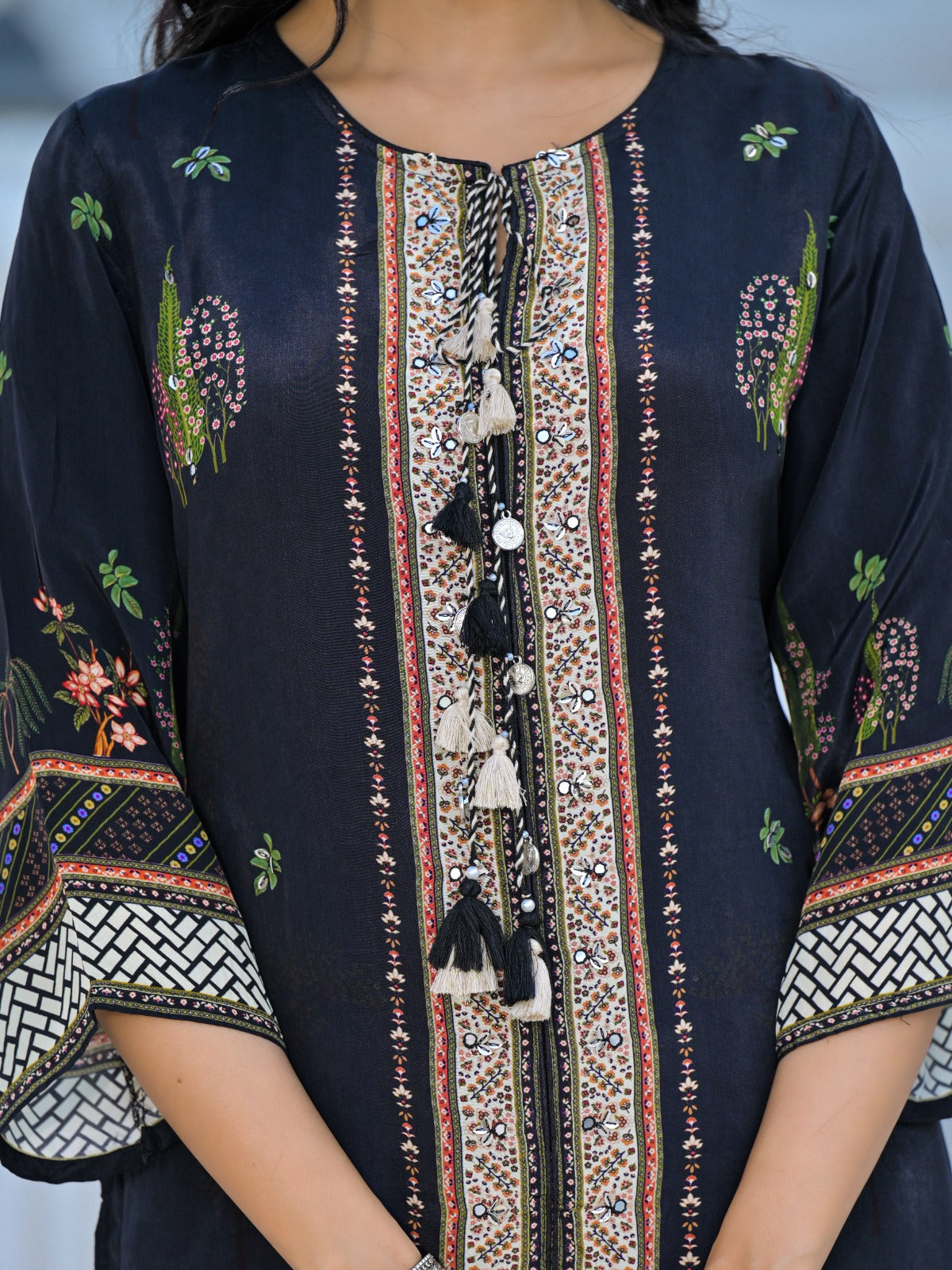 Natural crape with mul lining three piece set (C234)