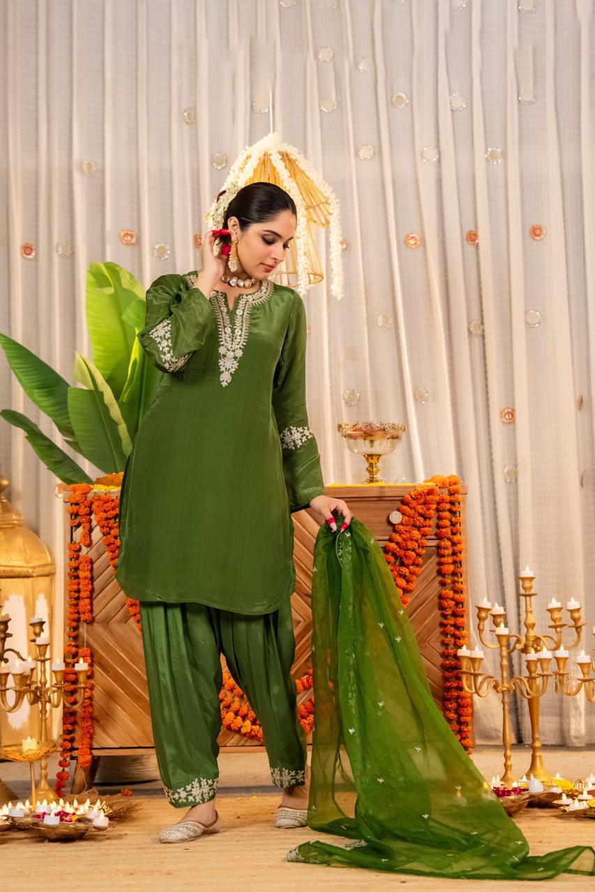 Pure glass oraganza with farshi salwar three piece set (A1240)