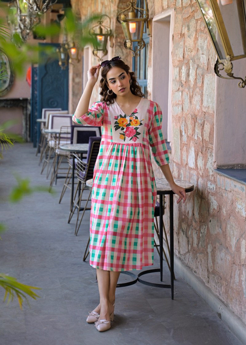 Linen one piece dress (B739) - M Linen one piece dress (B739) - M